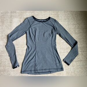 Lululemon reversible gray thermal